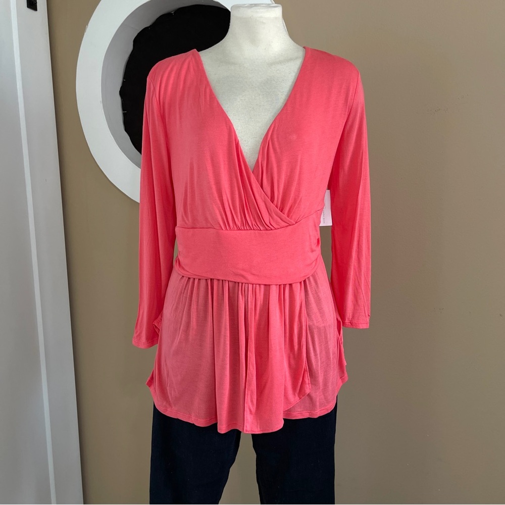 NWT Salmon Blouse with Deep V-Neck & Pleated Waist – Size L, Lightweight Rayon